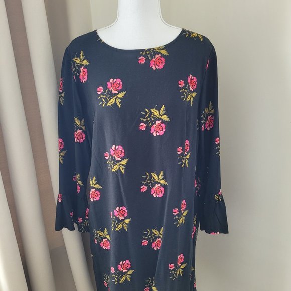 Old Navy black with floral print flowy dress - Picture 3 of 16